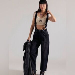 NWT We The Free Berkley Suspender Jeans Size 33 in Black Noir